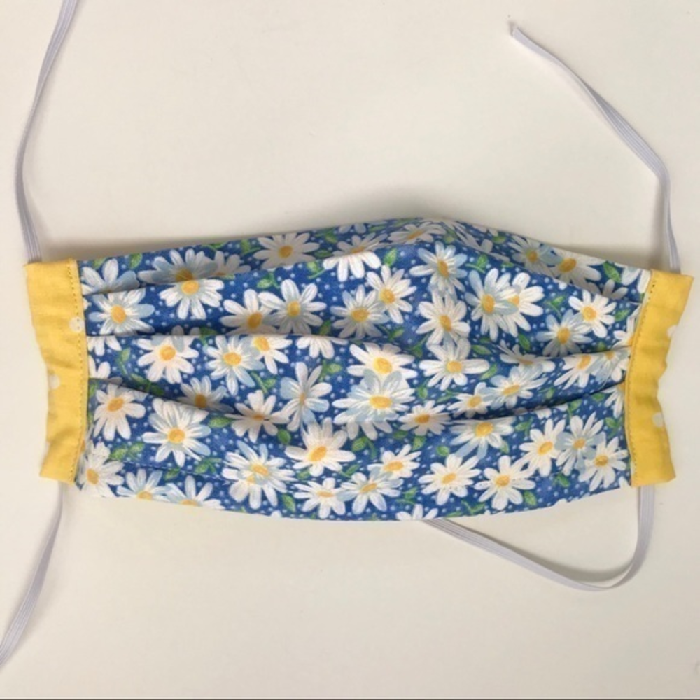 Free with bundles over $75 Daisy floral cloth mask face cover
